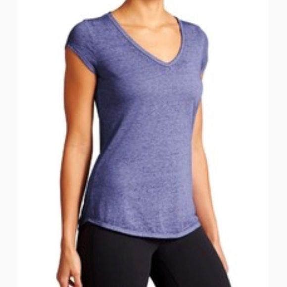 Athleta Tops - ATHLETA EASY V SUGAR WASH TEE TOP